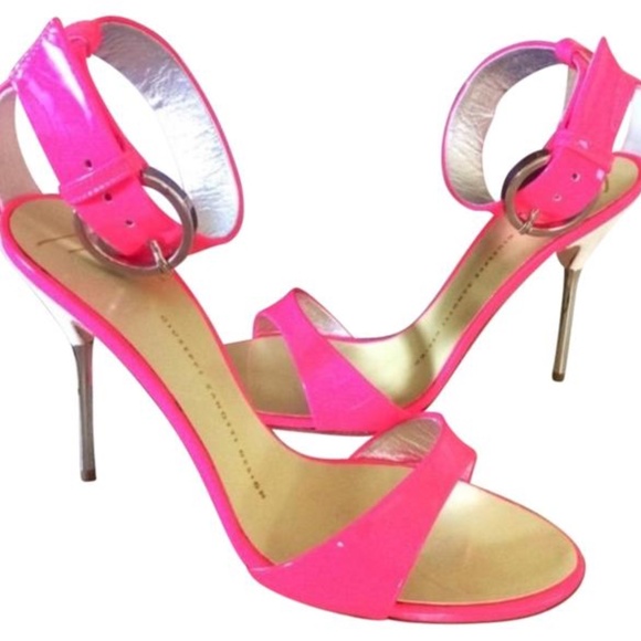 🎉Host Pick🎉NEW Giuseppe Zanotti Pink /Wh. Sandal - Picture 6 of 14